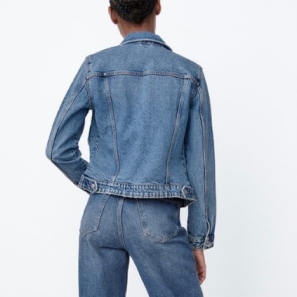 ZARA / Medium Washed Denim Jacket Size XS - Picture 2 of 14